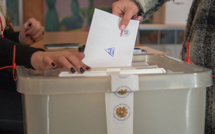 Ermenistan'da seçim kampanyaları resmen başladı
